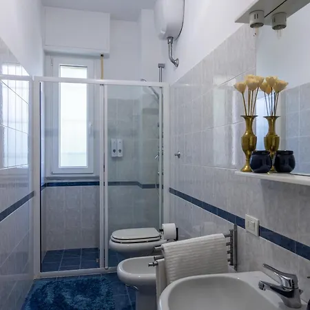 Appartement Intero Con Giardino