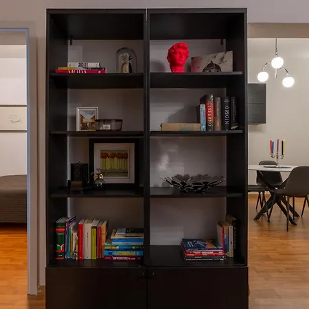 Intero Con Giardino Floransa