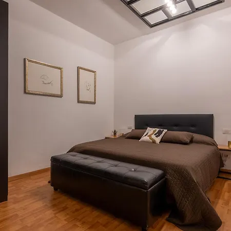 Apartment Intero Con Giardino